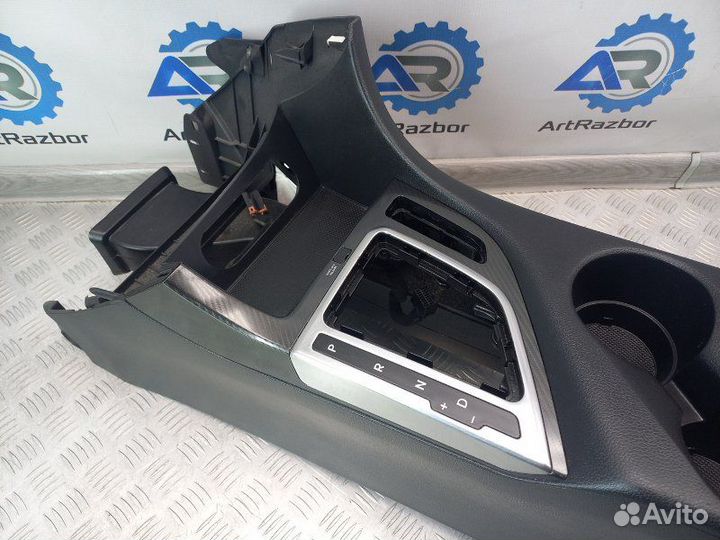 Подлокотник с консолью Kia Optima 3 TF 2.0 G4KH