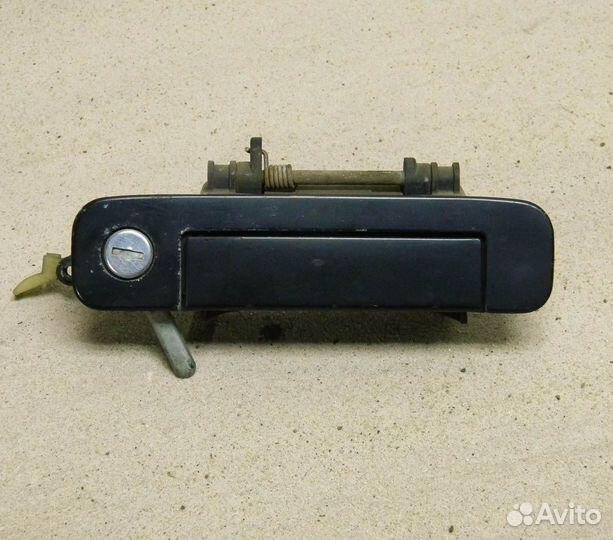 Ручка двери передней правой наружная Audi 80 B3