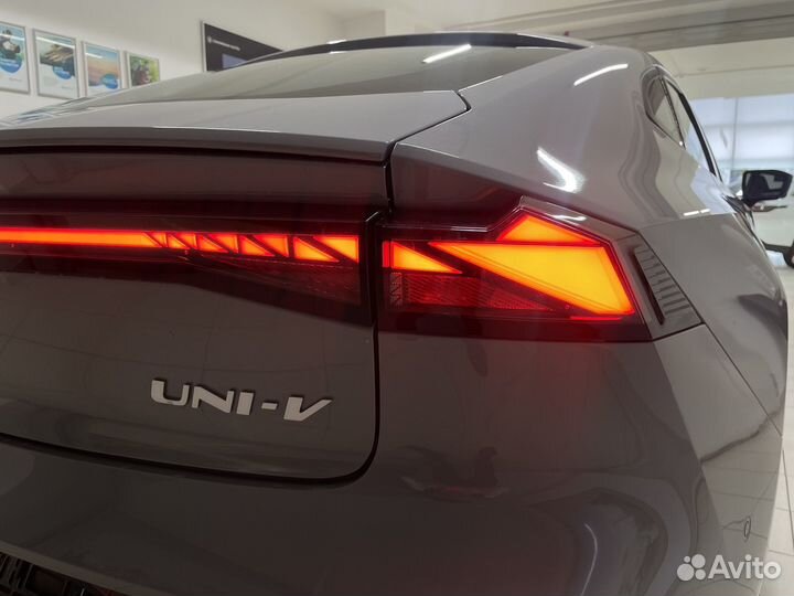 Changan UNI-V 1.5 AMT, 2023