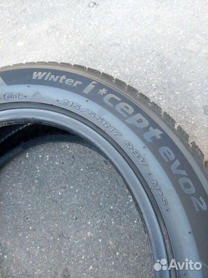 Hankook Winter I'Cept Evo2 W320 215/55 R17 98V