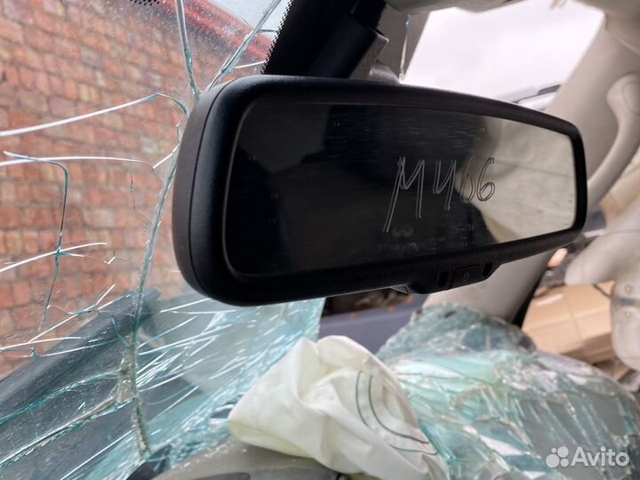 Infiniti Qx56 Зеркало салона