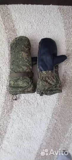 Военная форма, шапка, рукавицы