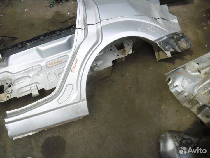 Арка крыла задняя правая Ford Focus 1 2.0L zetec E