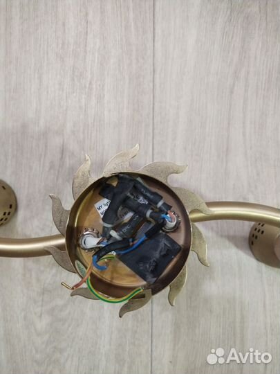 Светильник спот