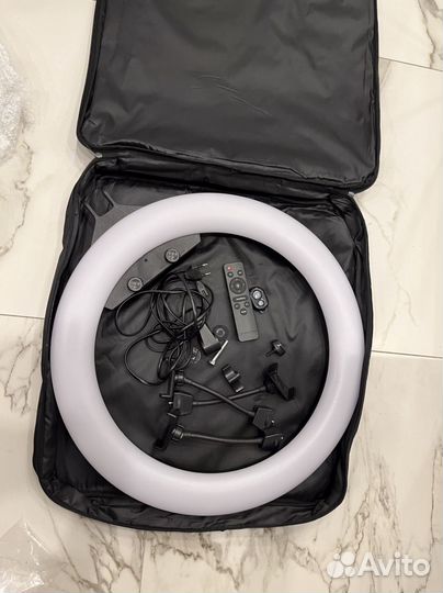 Кольцевая лампа со штативом бу 54 см