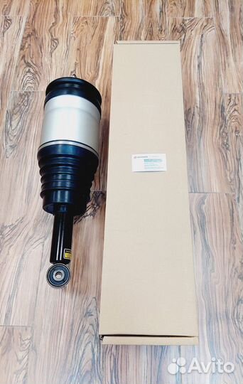 Пневмостойка Лэнд Ровер Discovery 3 L319 задняя