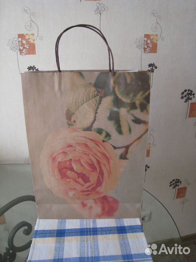 Пакеты подарочные