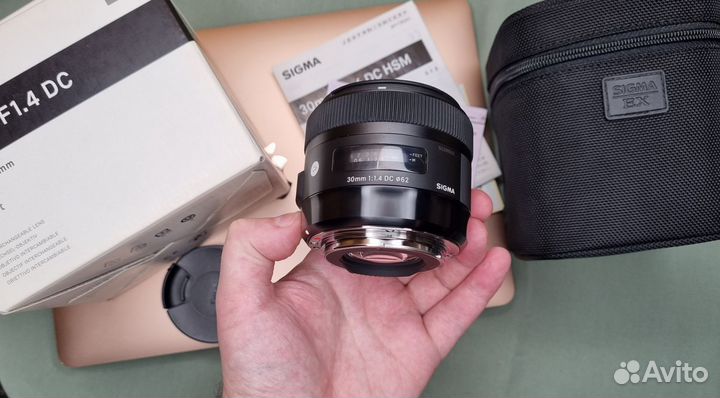 Canon (sigma) 30mm f1.4 ART