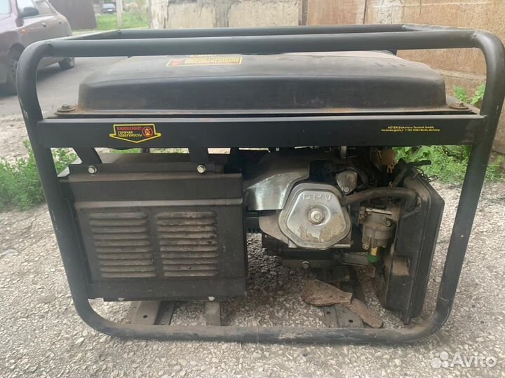 Бензо генератор,новый