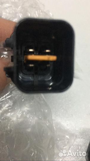 Датчик кислородный верхний левый 392103e130