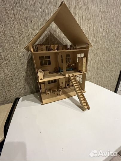 Домик кукольный