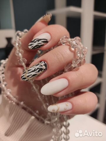 Маникюр/укрепление/гель лак