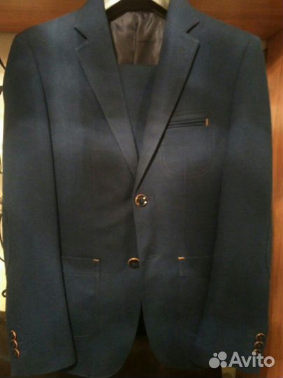 Костюм школьный