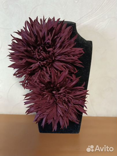 Брошь- цветок из шелка