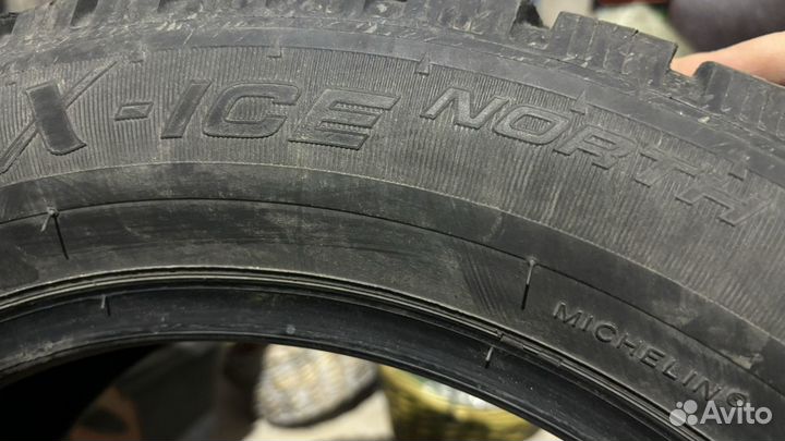 Michelin X-Ice North 215/55 R16