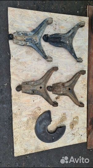 Рычаги передние Ауди 80 б3