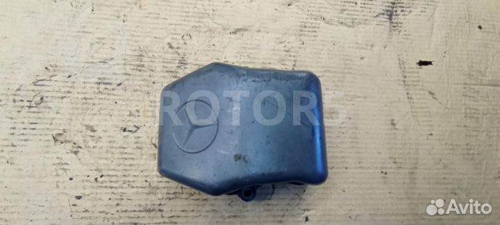 Клапанная крышка Mercedes-Benz Actros (MP1) 1999