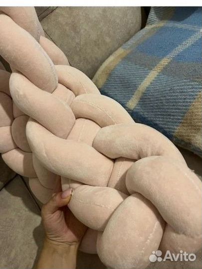 Бортик коса в кроватку