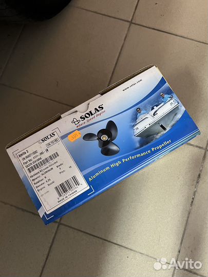 Винт гребной Solas 4111-093-11