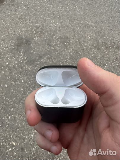 Кейс для airpods 1 v2