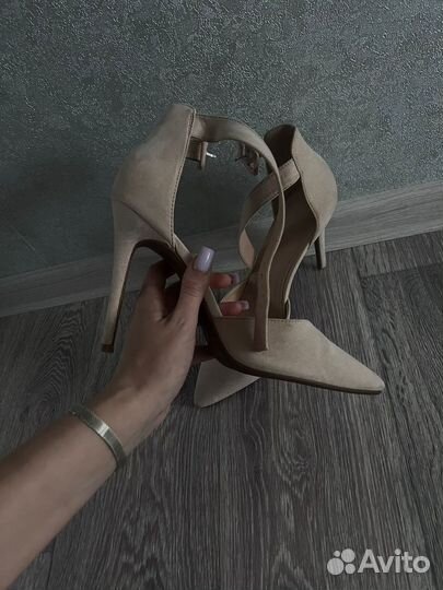 Туфли бежевые