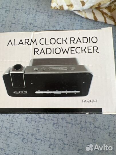 Часы с будильником