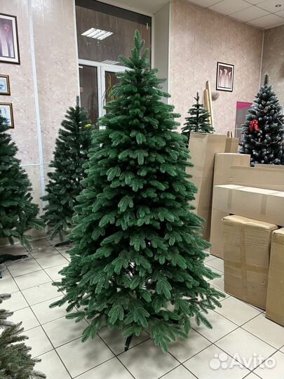 Литая искусственная елка