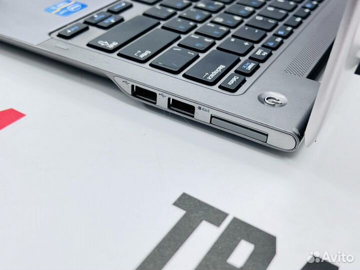 Ультрабук Samsung 13.3