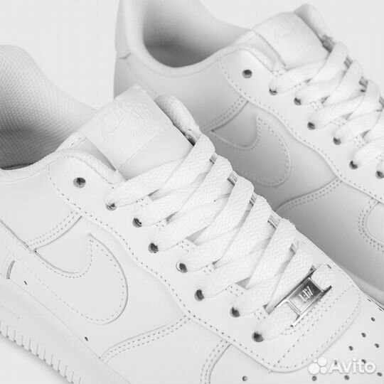 Кроссовки Nike Air Force 1 Low Wmns Triple White Q