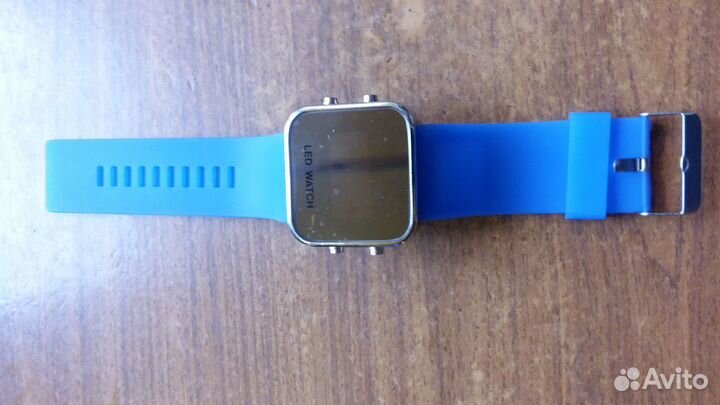 Часы наручные