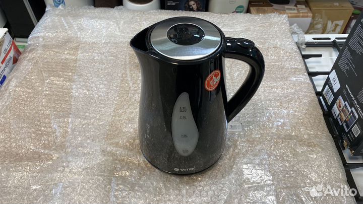 Электрочайник Vitek VT-1182