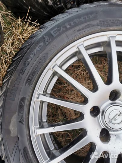 Goodyear UltraGrip Extreme 205/55 R16 91