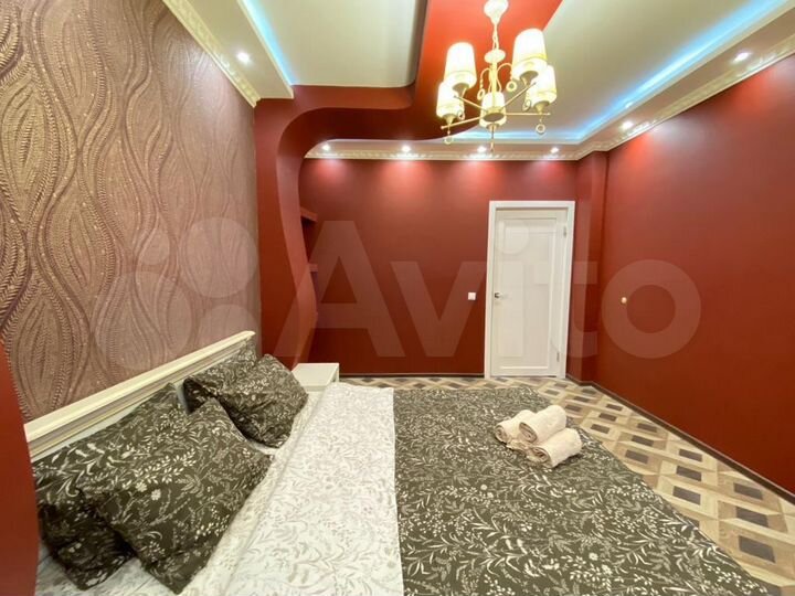 2-к. квартира, 70 м², 1/5 эт.