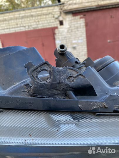 Фара правая renault megane 2