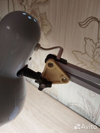 Лампа настольная