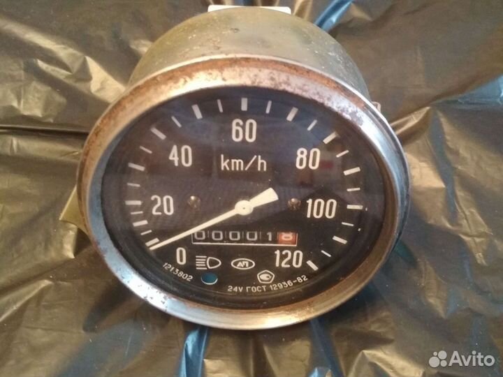 Датчик скорости для грузовых автомобилей