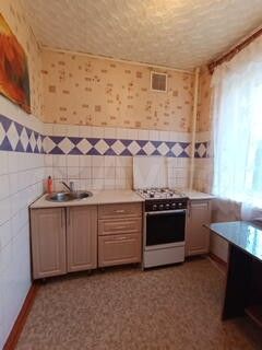 2-к. квартира, 46 м², 3/5 эт.
