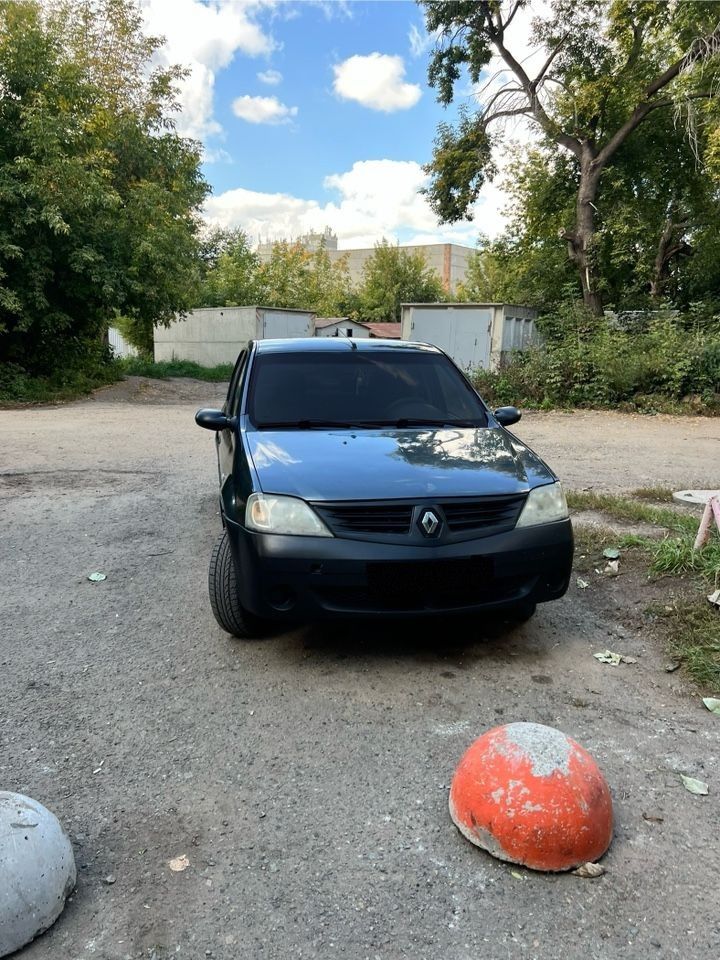 Renault Logan: фото владельца