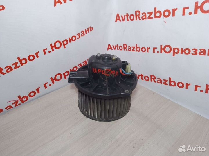 Мотор печки Mitsubishi Carisma