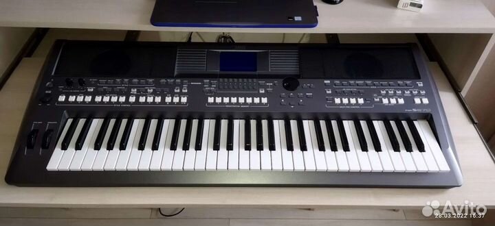 Yamaha PSR S670