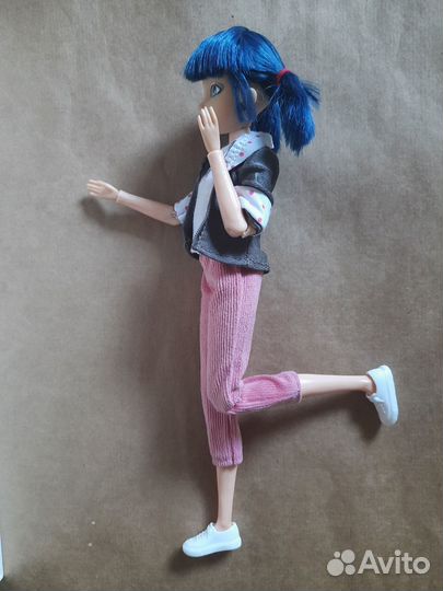 Кукла леди баг