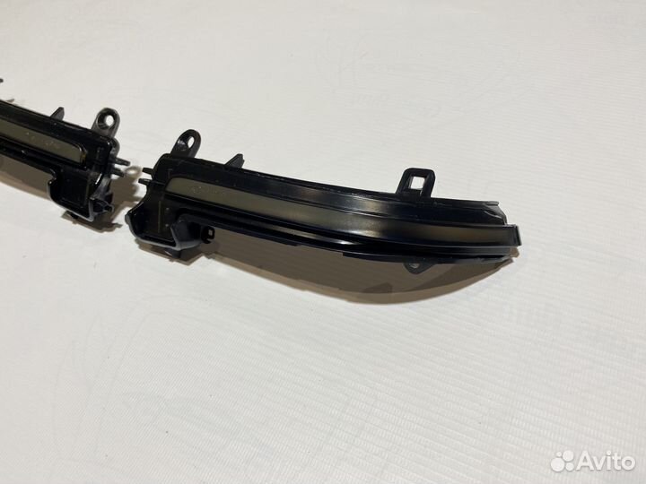 Черные поворотники BMW F30 F32 F20 F22 E84 E83