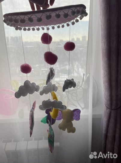 Детский мобиль на кроватку