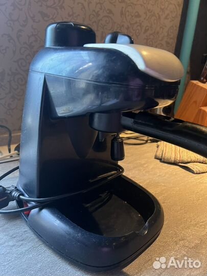 Кофеварка рожковая delonghi