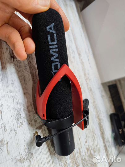 Микрофон для фото и видеокамер comica CVM-V30 PRO