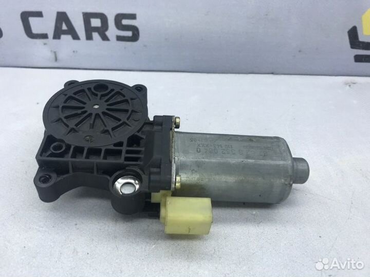 Моторчик стеклоподъемника задний правый Bmw Х5 E53