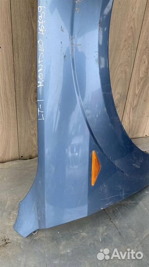Крыло переднее правое от Opel Astra H / Family 20