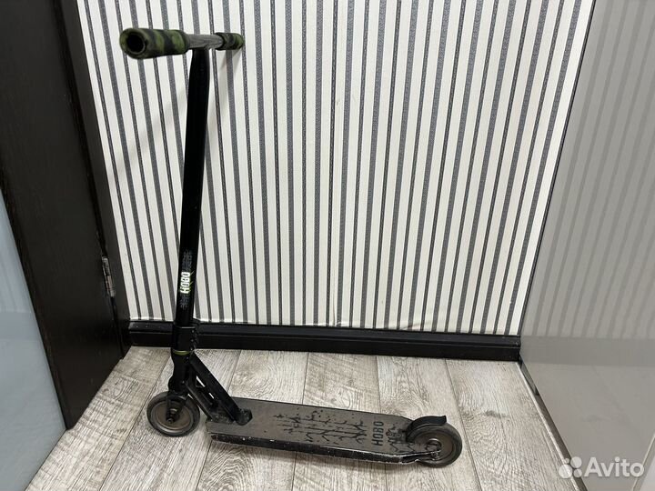 Трюковой самокат Tech Team Hobo