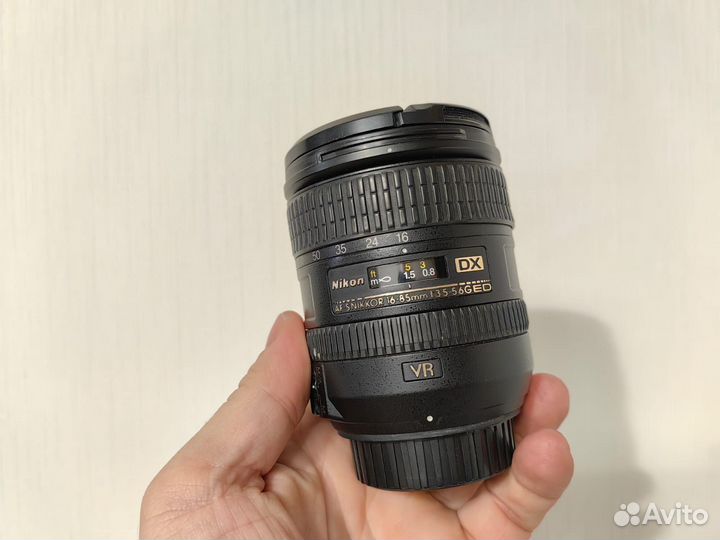 Nikon 16-85mm f/3.5-5.6G AF-S VR