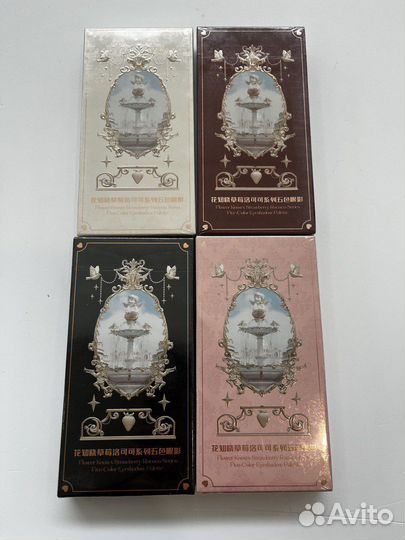 Палетки теней Flower Knows Strawberry Rococo Ser